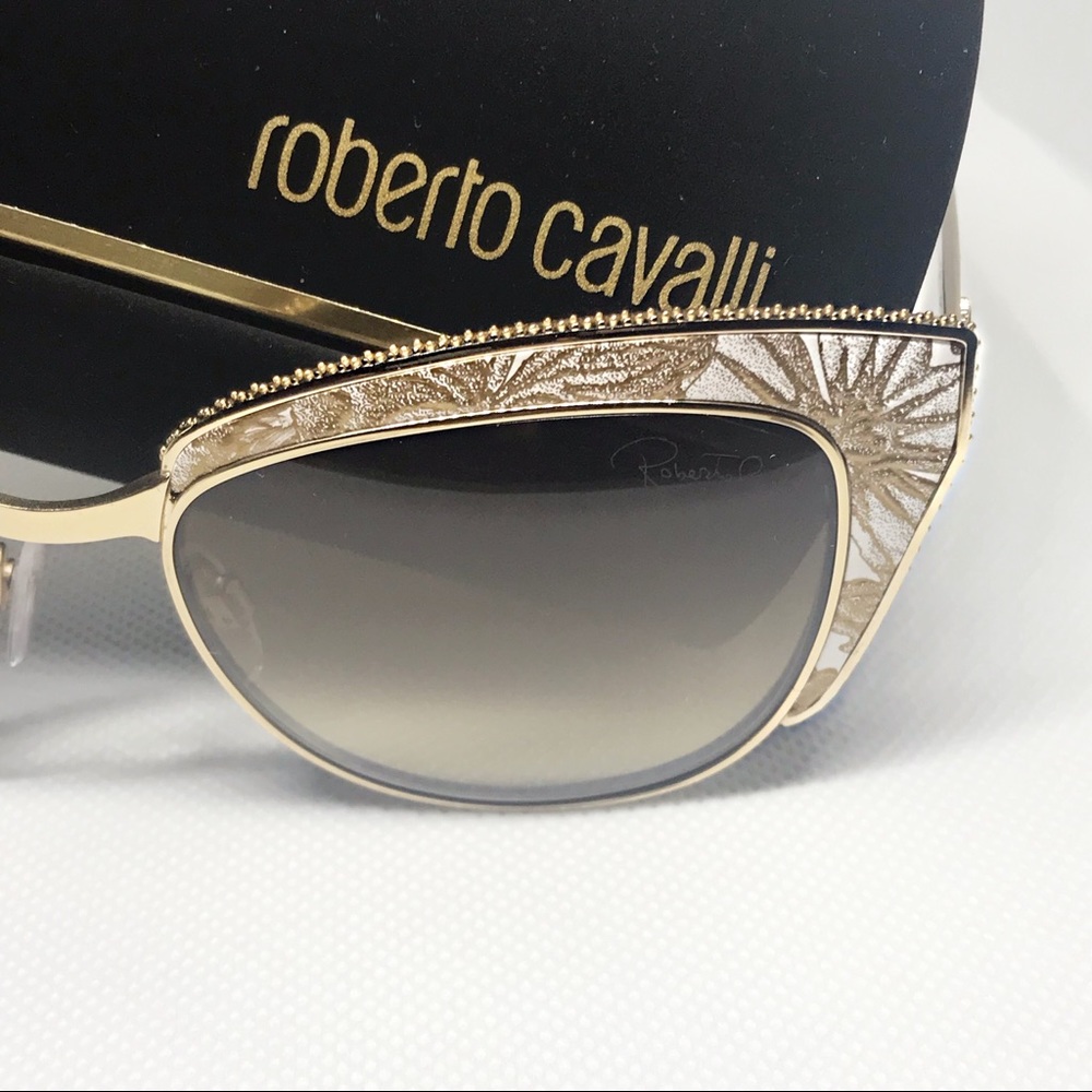 NWT Roberto Cavalli Ivory/Gold Cat Eye Sunglasses